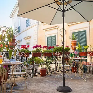 antica-dimora-dei-nonni-lecce.lecce-hotels.com/